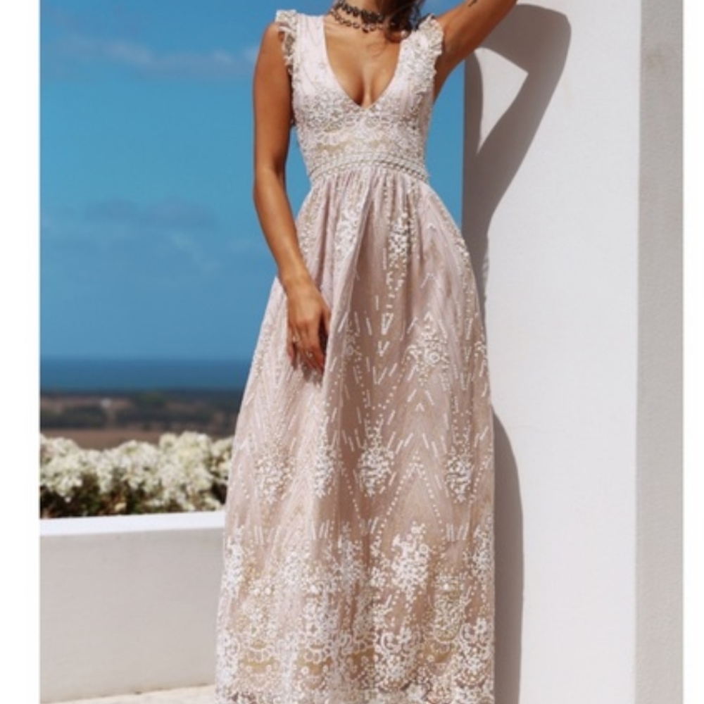 Hello Molly Maxi Dress